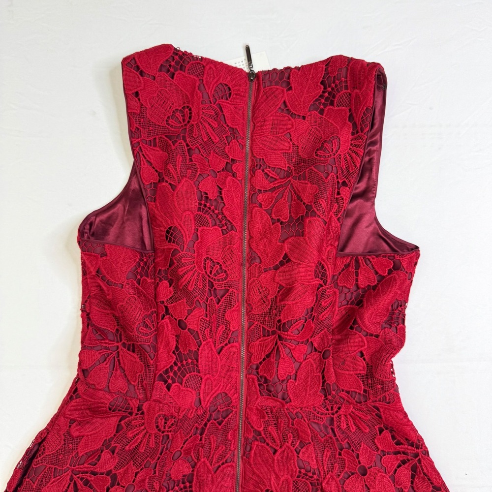 NWT! Valentine White House Black Market Red Floral Lace Fit and Flare‎ Dress 6 - Picture 12 of 16